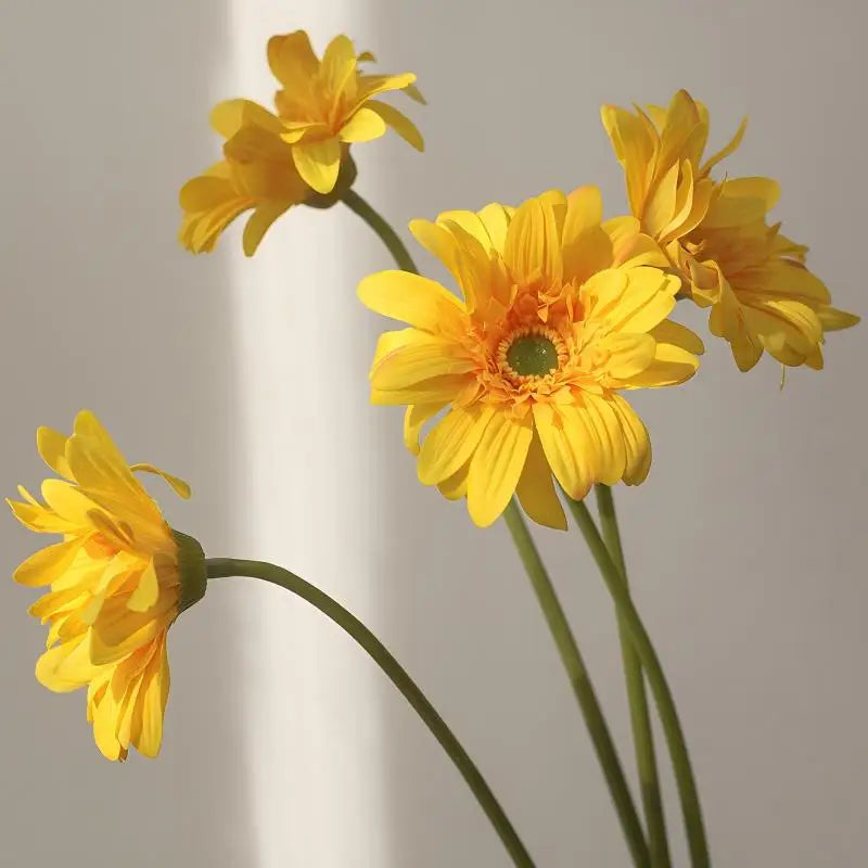 Wholesale Home Decor Table Pieces Single Branch Latex Gerbera Artificial Real Touch Flower White Gerbera