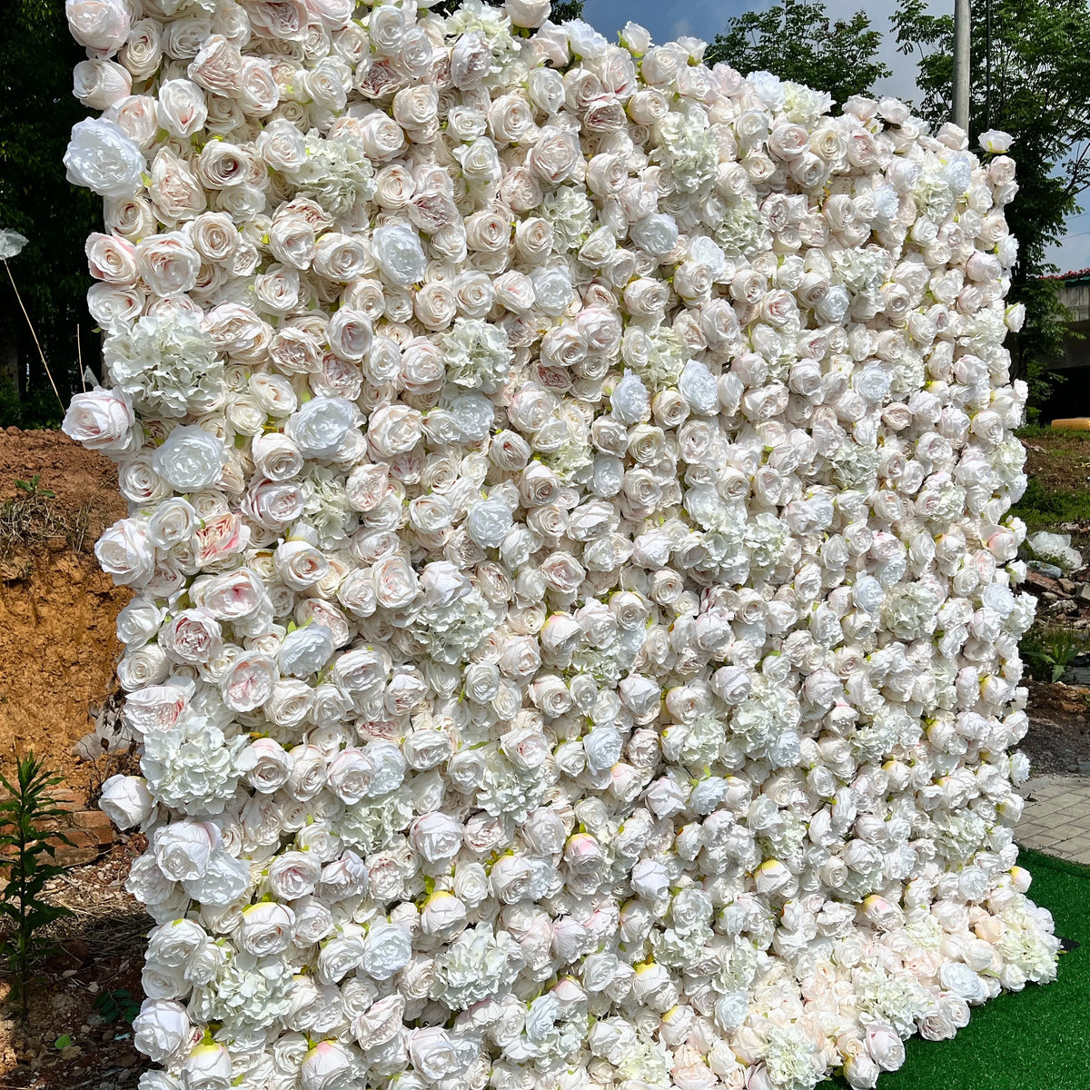 SPR Artificial Silk Flower Mat for Wedding Christmas Chinese New Year Wall Decoration Backdrop Panel Rose Flower Wall Bohemian